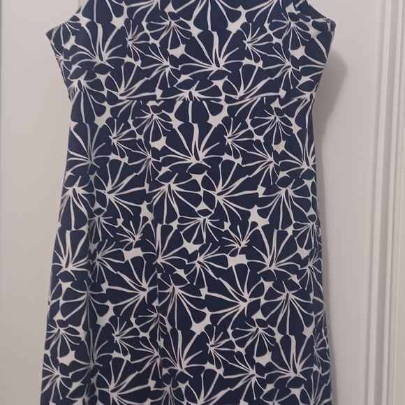 Tommy Bahama blue/white design strap sundress. Size L. Very good condition. - Picture 4 of 6
